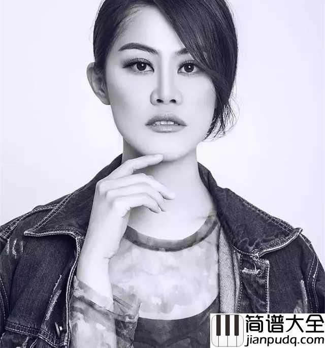 没有你陪伴真的好孤单钢琴谱_梦然_满大街都是手牵手的恋人,却独独少了你