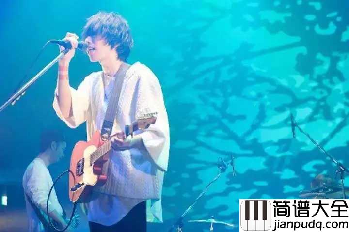打上花火钢琴谱_米津玄师/DAOKO_世界并不美丽,却又因此美丽无比