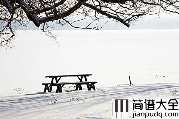 初雪钢琴曲_班得瑞_在这个夏天,怀念冬天