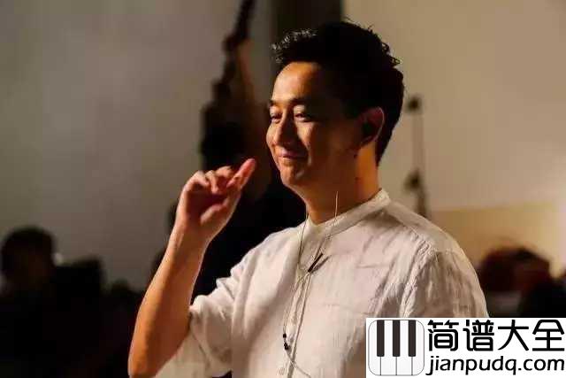 我想我是海吉他谱_黄磊_心中的梦,该向谁倾诉