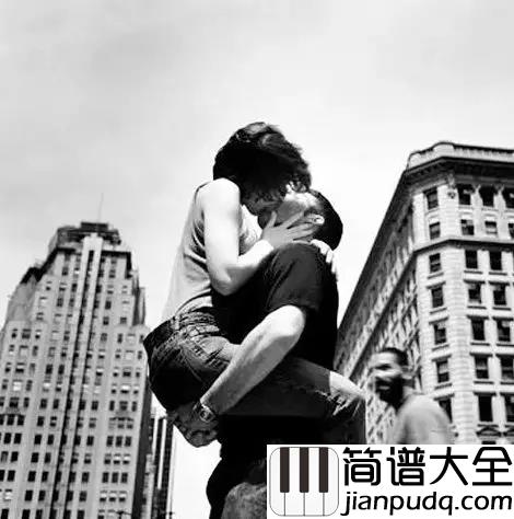 相守吉他谱_栗先达_微风过,树微动叶叶只为花相守