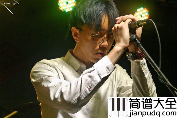 一如年少模样吉他谱_陈鸿宇_厉兵秣马,愿你归来仍是风马少年