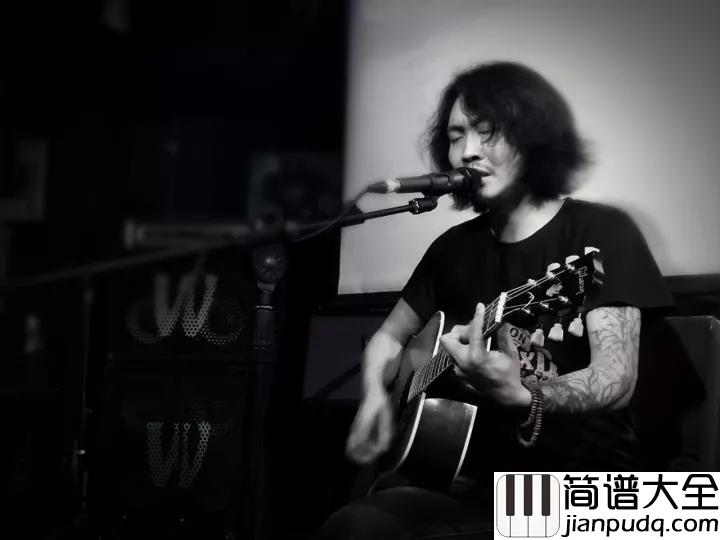 青春万岁吉他谱_潘新明_青春万岁_我愿意为你歌唱__青春万岁_我愿意为你落泪