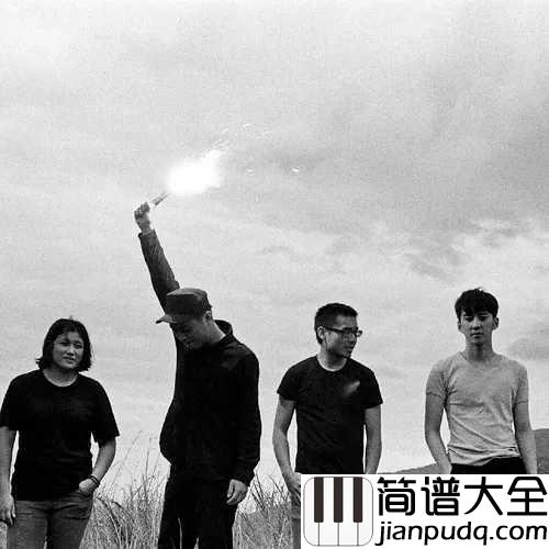 山海尤克里里谱_草东没有派对_于是我奔向了大海,奔向了深山