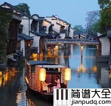 小桥尤克里里谱_暗杠_小桥,她站在小溪上。小溪,她缠在小村旁